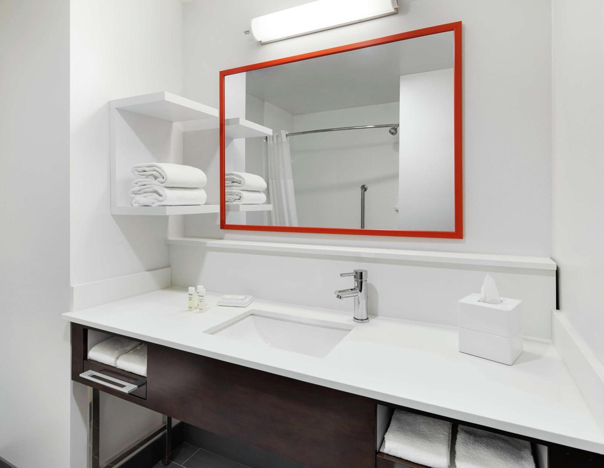 Hampton Inn&Suites Chicago/Waukegan Bagian luar foto